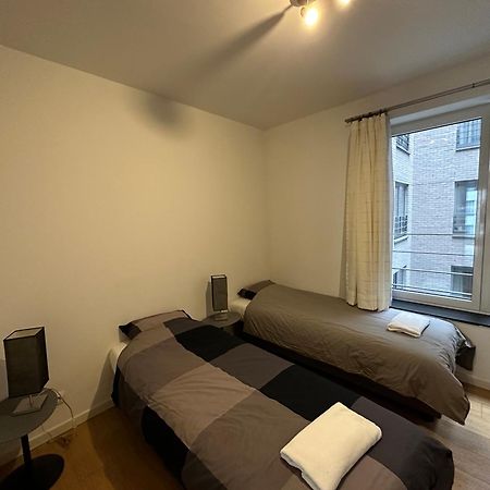 Lichtrijk Mooi Appartement Met Zicht Op Hof Van Roosendael Antwerpen Exteriör bild