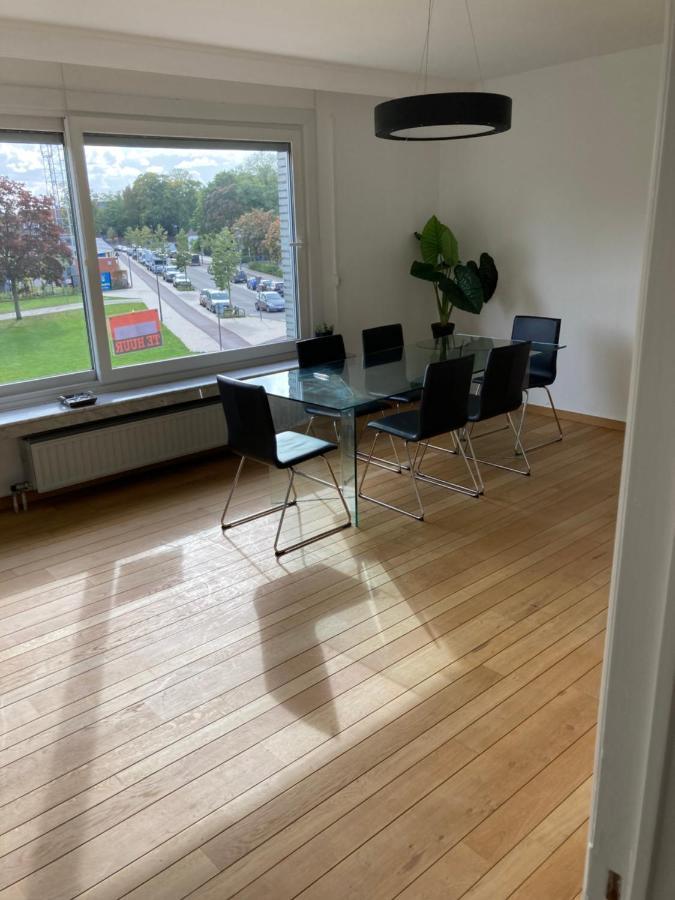 Lichtrijk Mooi Appartement Met Zicht Op Hof Van Roosendael Antwerpen Exteriör bild