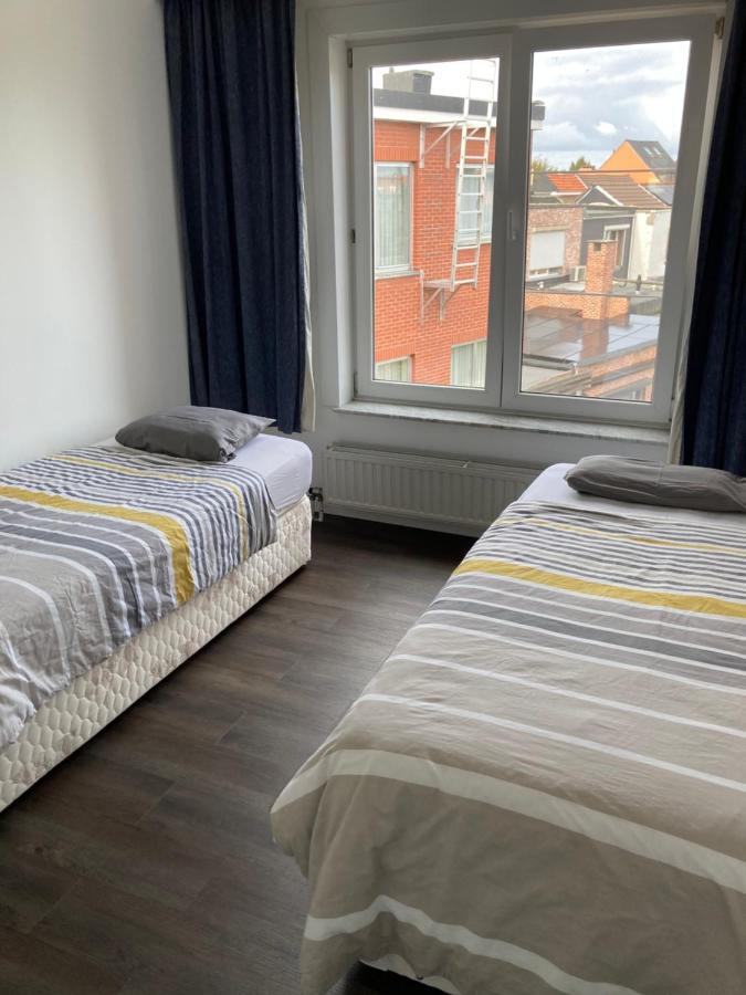 Lichtrijk Mooi Appartement Met Zicht Op Hof Van Roosendael Antwerpen Exteriör bild